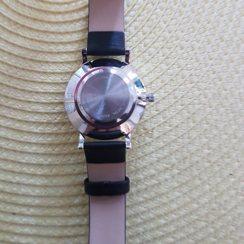 Watch - Picture 9 of 10